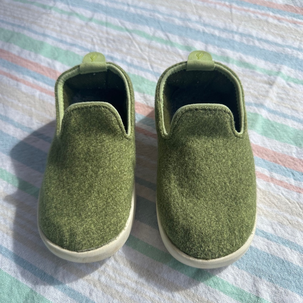 All birds toddler size 7